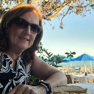 Meet your Posher, Linda